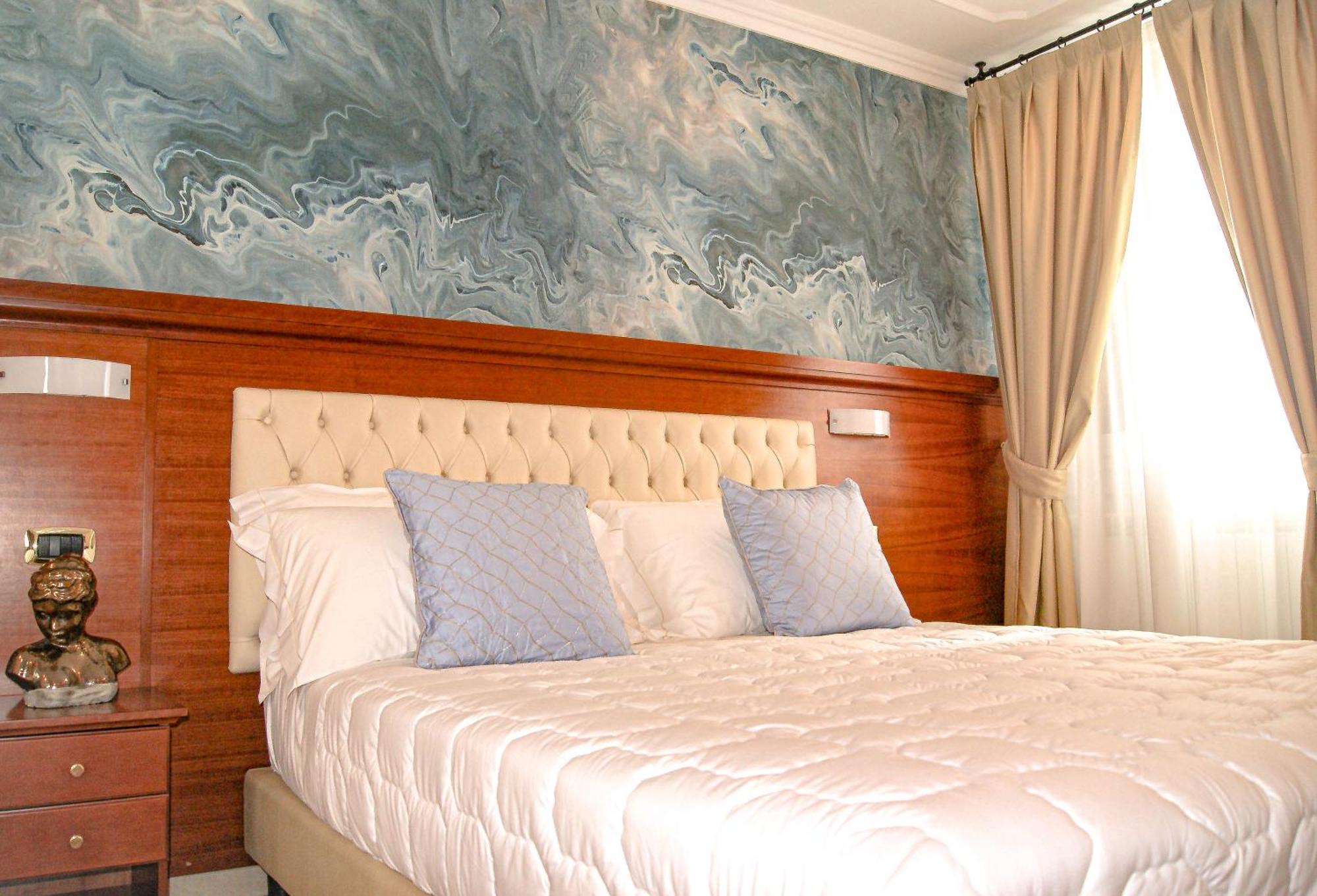 Esposizione Luxury 3*
